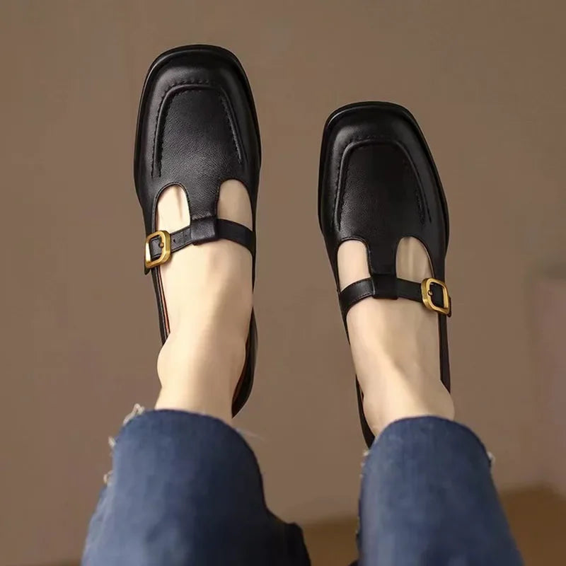 Nicoletta | Mary Jane Con Cinturino A T