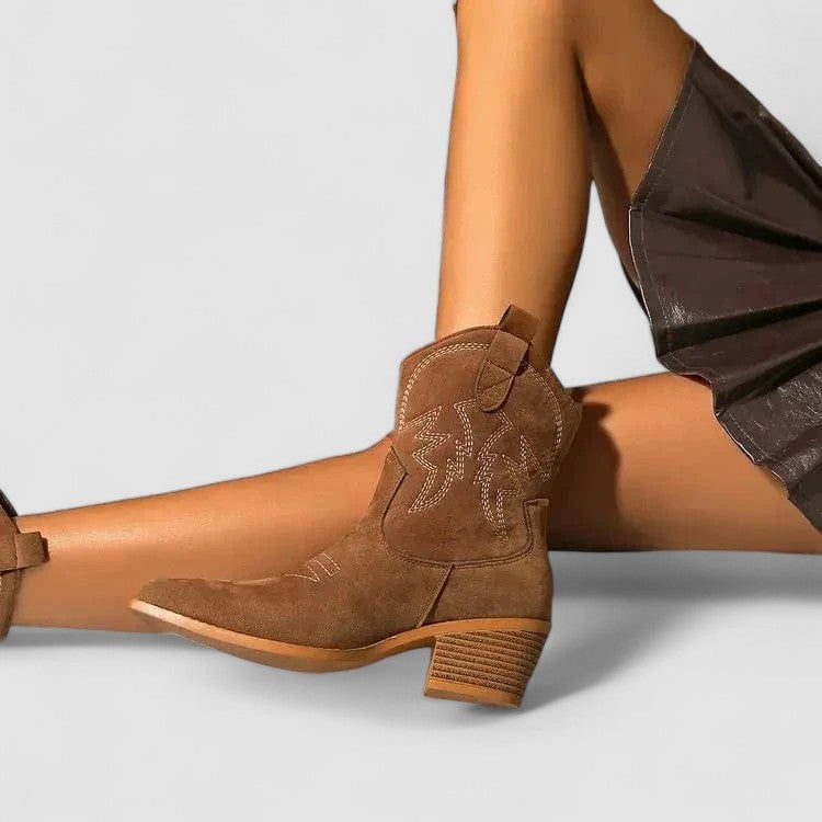 Dorotea | Stivaletti Western Ricamati