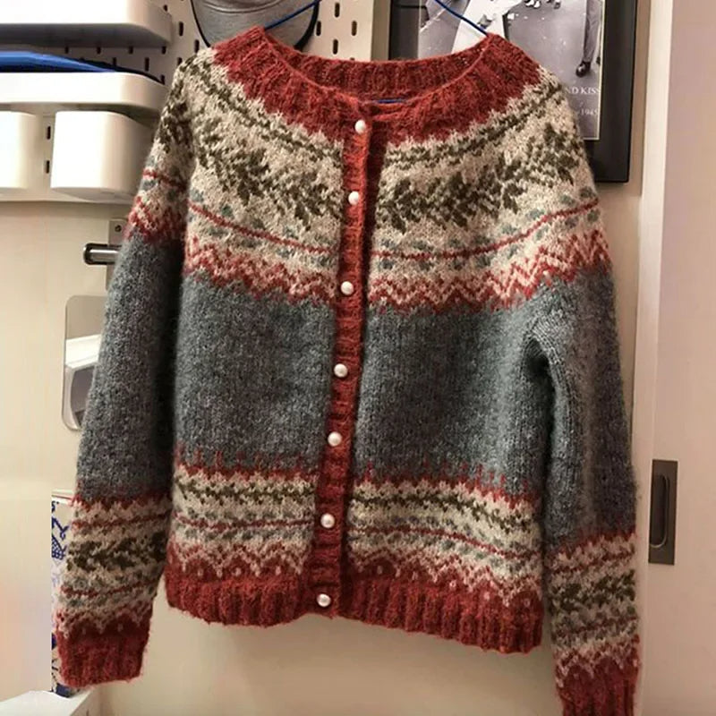 Anastasia | Maglione Jacquard di Ispirazione Vintage