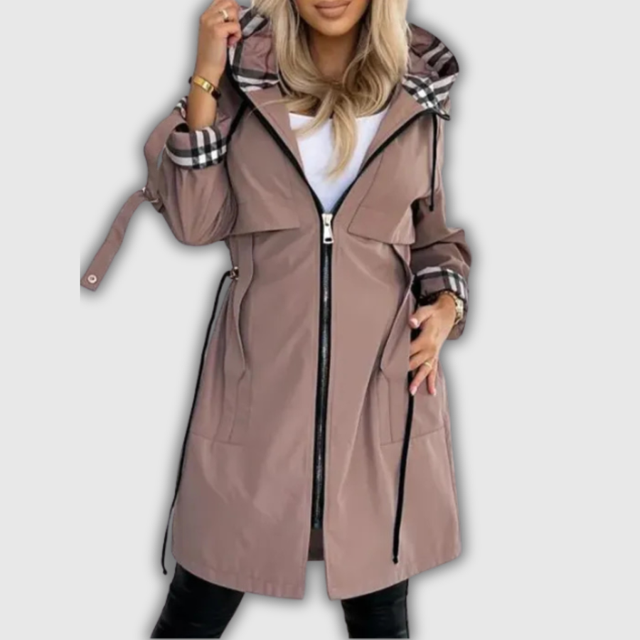 Melanie | Cappotto con cappuccio e dettagli a quadri
