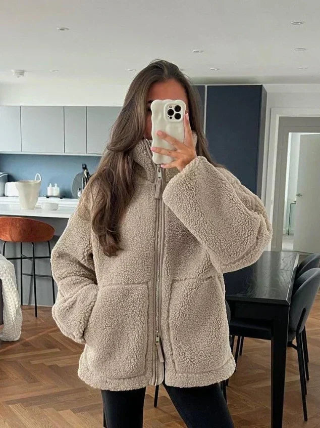Chelsea | Morbida giacca teddy con zip