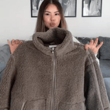Amanda | Giacca teddy oversize con collo alto