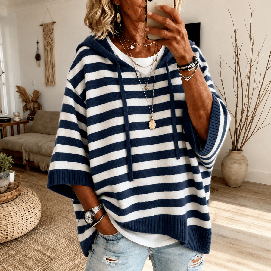 Marina | Maglia poncho a righe blu notte con cappuccio