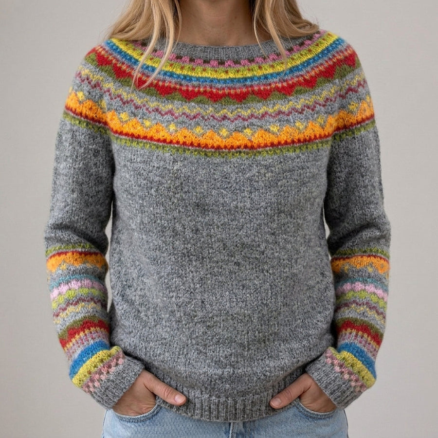 Michela | Maglione Retrò Grigio con Righe Arcobaleno