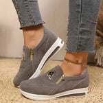 Zoe | Sneakers con Zip Decorative